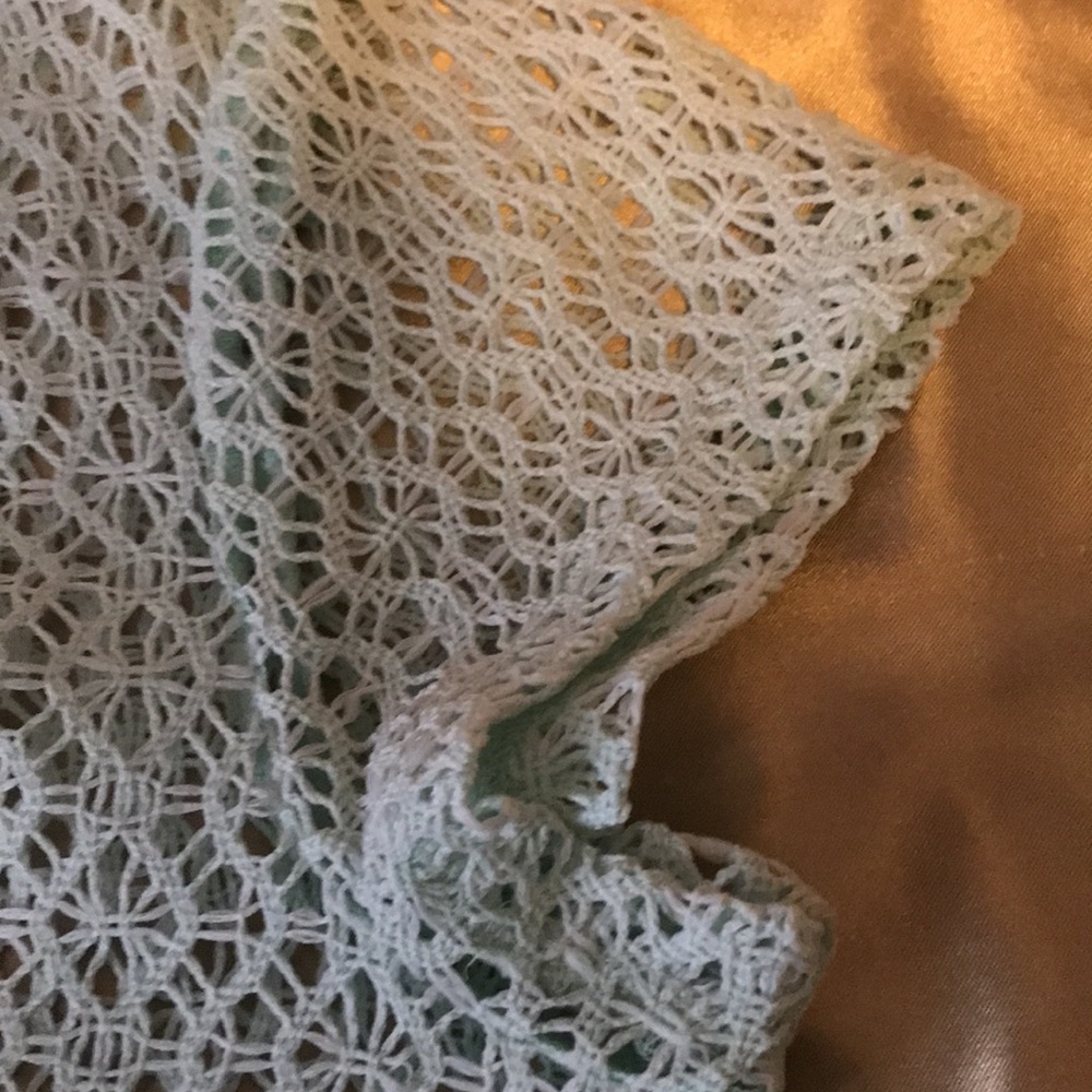 See through top - Picture 3 of 3